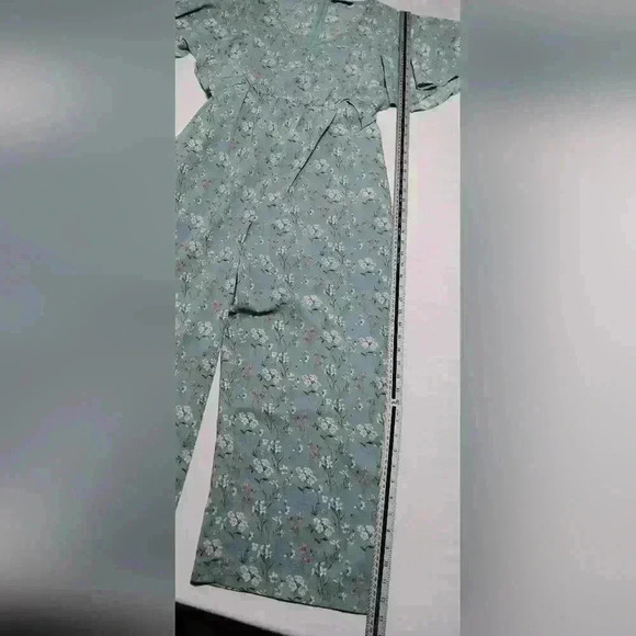 Bloomchic Romper/  jumpsuit. Ladies size 14-16 - Picture 4 of 7